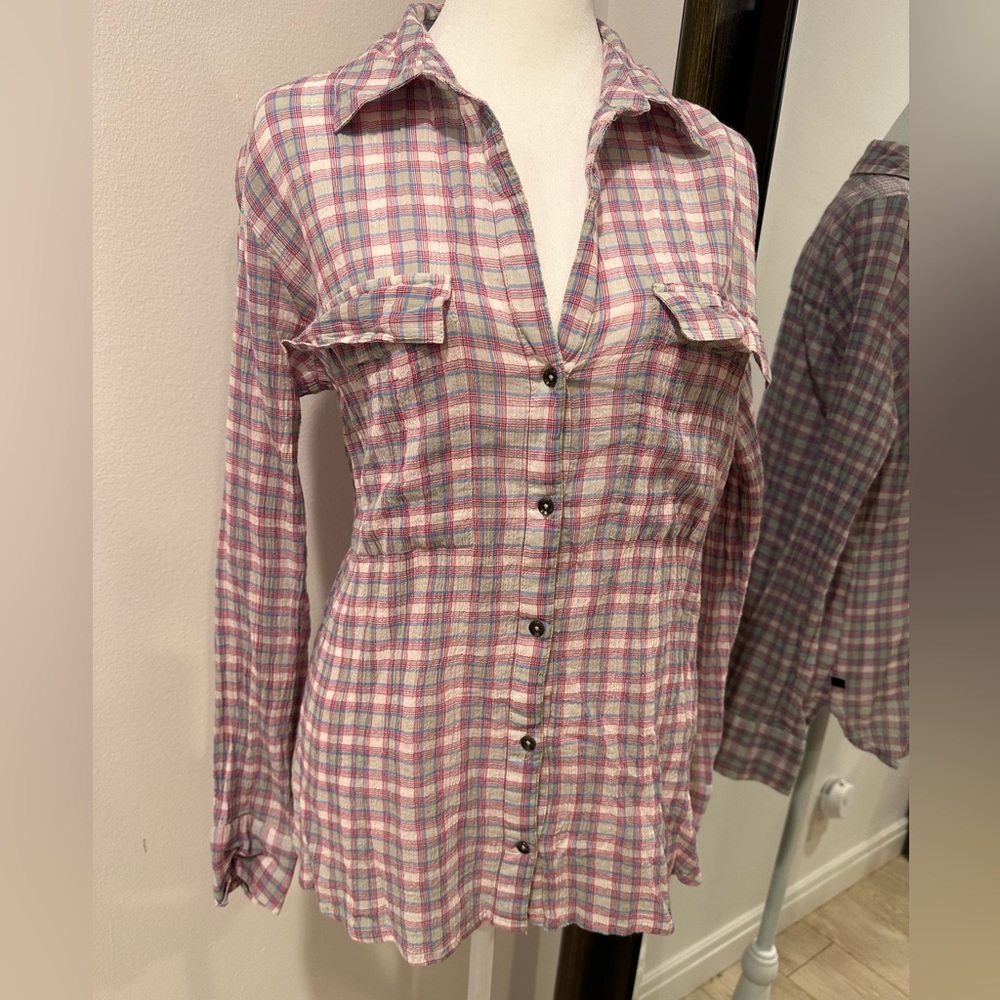 William Rast button women’s shirt size Medium.